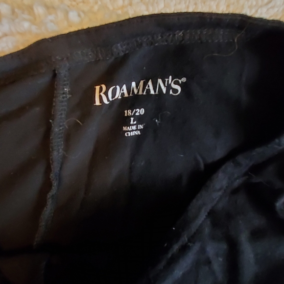 Roaman's Top - Picture 2 of 3